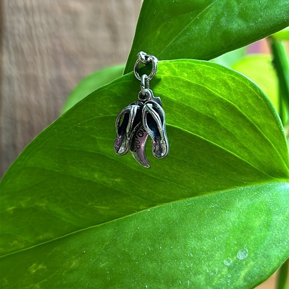 Sterling Silver Portland Oregon Flip Flop Beach Travel Charm Keychain Flair 925 - Picture 3 of 8